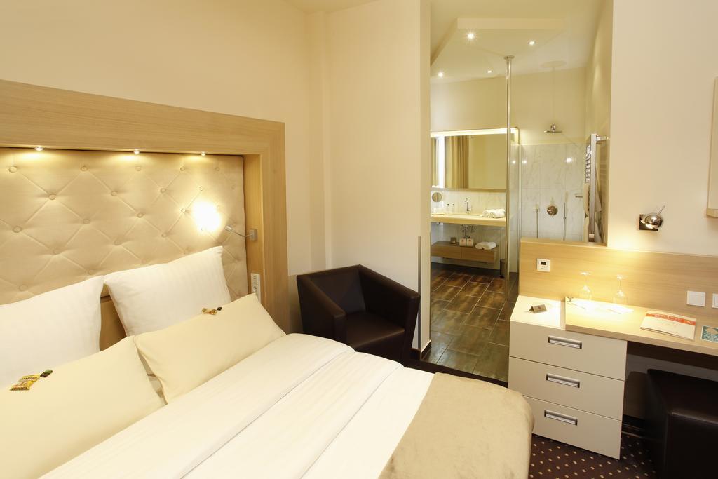 Hotel Villa Will Altwarmbuchen 객실 사진